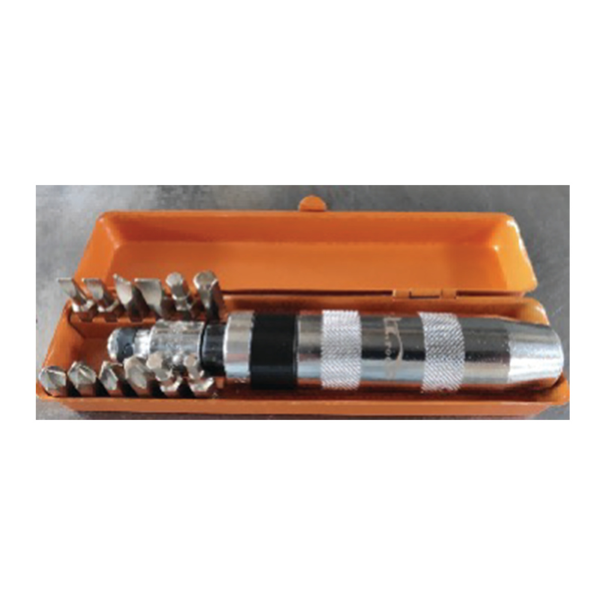 D1040 پیچگوشتی تقهای بکس خور 13 پارچه LK مدل D1040 – قدرت، دوام و عملکرد حرفهای